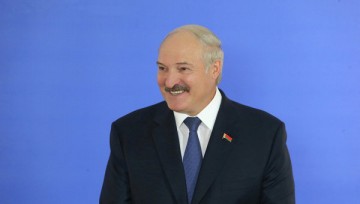 Лукашенко извлекает выгоду из ухудшения отношений РФ с соседями