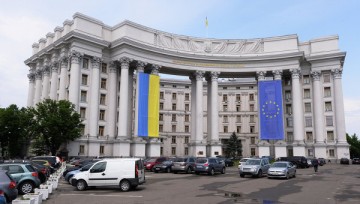 Украина за три года потеряла около $100 млрд из-за санкций РФ