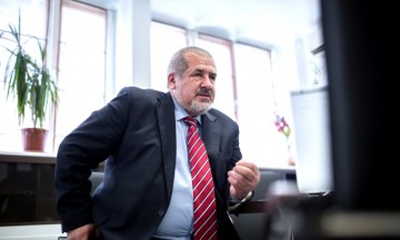 Глава меджлиса намерен военным путем «вернуть» Крым