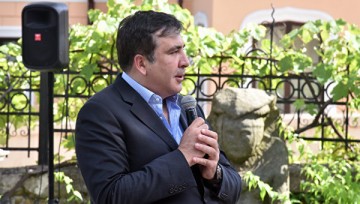 Саакашвили заявил, что Порошенко поручил ввести нацгвардию в Одессу