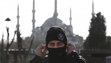 На западе Турции в мечети произошел взрыв, есть раненые