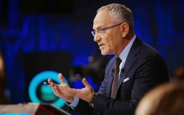 Запрет на работу Шустеру приостановлен