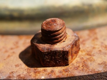 Разобрать страну на лом: Как Запад торпедирует металлургию Украины