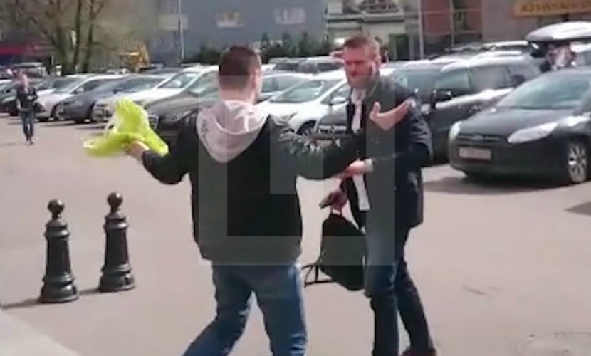 Активистка НОД рассказала о напавших на Улицкую вандалах с зеленкой