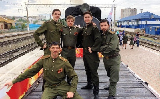 Поезд «Победа» на паровозной тяге сегодня прибыл в Астрахань Поезд «Победа» на паровозной тяге сегодня прибыл в Астрахань