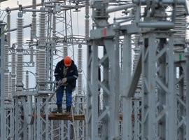 Путин запустил 4 нитку энергомоста из Кубани в Крым, завершив его строительство Путин запустил 4 нитку энергомоста из Кубани в Крым, завершив его строительство