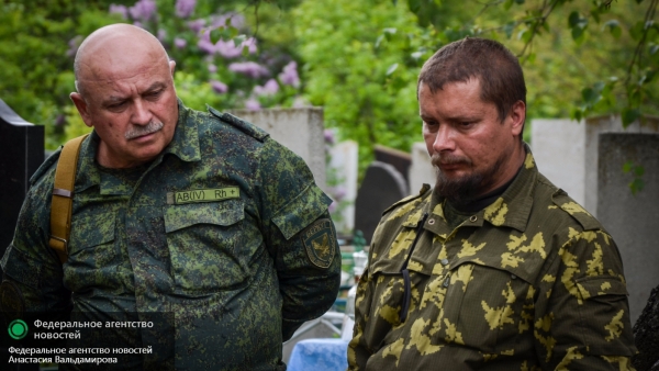 В «Бессмертном полку» шагают бойцы Новороссии