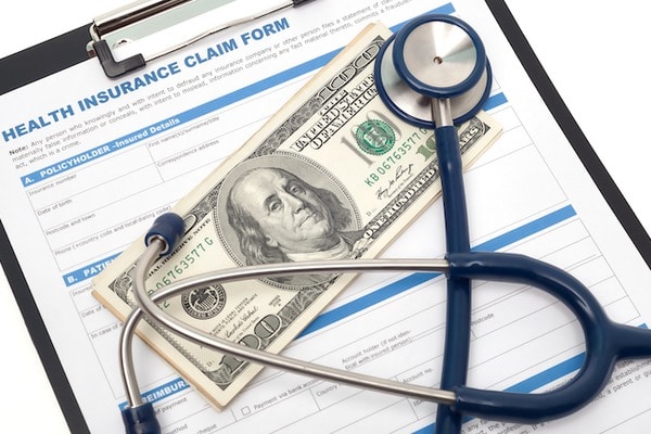 Лечение в больницах и поликлиниках Украины станет платным. Законопроект