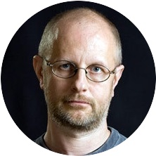 Дмитрий Пучков: Латвию нужно обнести стеной со всех сторон, чтобы граждане не разбегались в разные стороны