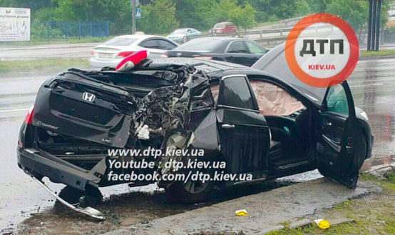 Водитель толстосвина Херащенко расхерачил свиномобиль на скорости 180 км/час