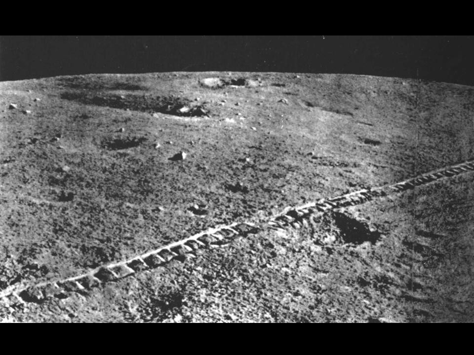 Луноход-1 CCCP и ровер USA