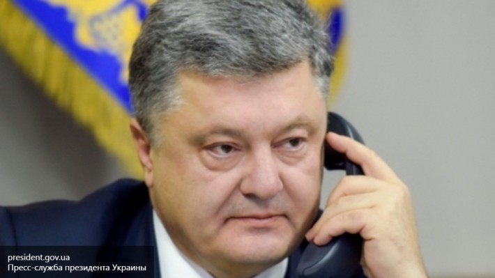Порошенко призвал лидеров ЕС к развертыванию «вооруженной миссии» в Донбассе Порошенко призвал лидеров ЕС к развертыванию «вооруженной миссии» в Донбассе