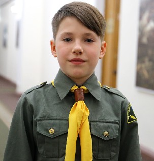 На Украине для детей ввели форму "Гитлерюгенд" по аналогии с гитлеровской Германией