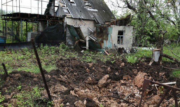 Один день на линии фронта: «Банда» против «промбергов» (Фоторепортаж)
