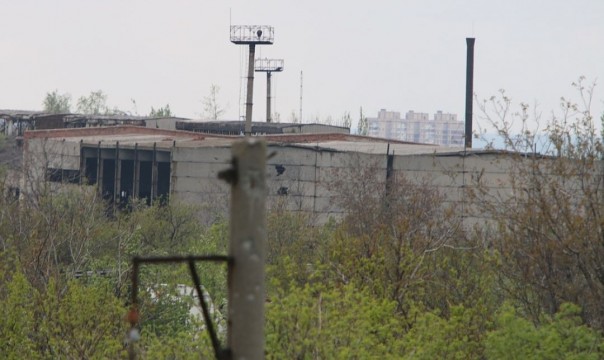 Один день на линии фронта: «Банда» против «промбергов» (Фоторепортаж)