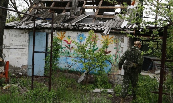 Один день на линии фронта: «Банда» против «промбергов» (Фоторепортаж)