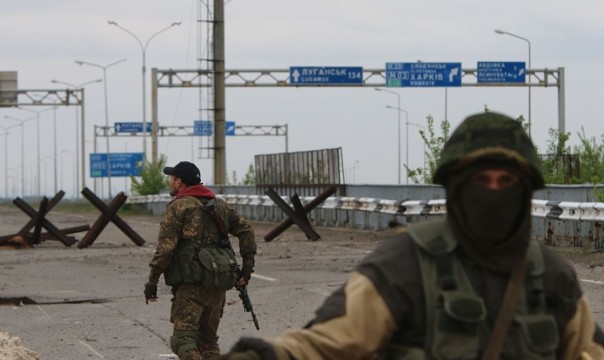 Один день на линии фронта: «Банда» против «промбергов» (Фоторепортаж)