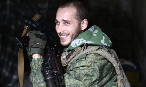 Один день на линии фронта: «Банда» против «промбергов» (Фоторепортаж)