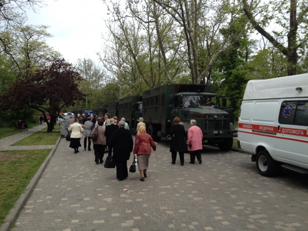 Бессмертный полк в День Победы шагает по Одессе и по Украине. Юлия Витязева Бессмертный полк в День Победы шагает по Одессе и по Украине. Юлия Витязева