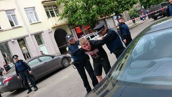 Подборка видео задержания террористов группировки АЗОВ в Харькове 9 мая