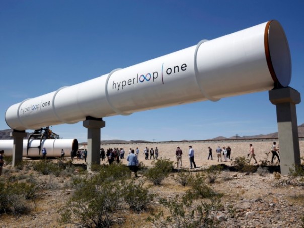 В США успешно испытали двигатель "вакуумного поезда" Hyperloop