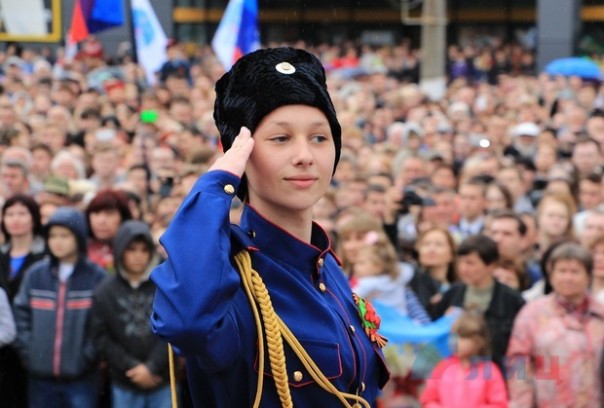 ЛНР празднует вторую годовщину независимости ЛНР празднует вторую годовщину независимости