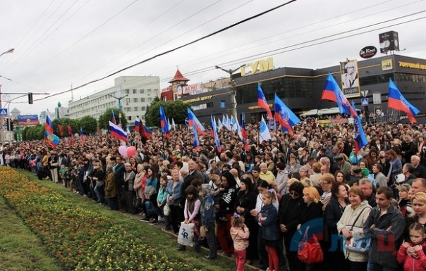 ЛНР празднует вторую годовщину независимости ЛНР празднует вторую годовщину независимости