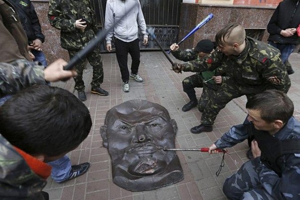 Хитрый план Украины: вперёд — в Средневековье! Григорий Игнатов