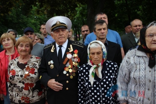 Сводка от НМ ЛНР 15 мая 2016 года. Боевики нацбатов вместе с СБУ проводят зачистки в Станице Луганской