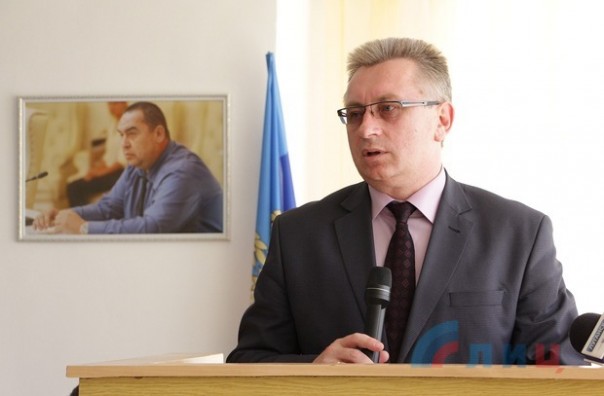 Работники ЛРУАС к 40-летию восстановили разрушенный укрофашистами Луганский автовокзал