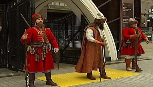 Бессонные часы для ценителей искусства: в мире проходит "Ночь музеев"