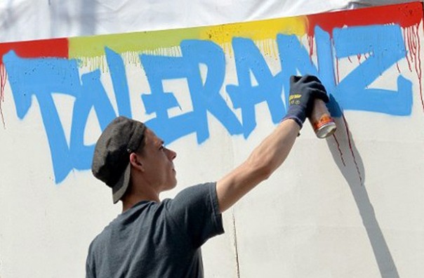 От слова «толерантность» вообще надо избавляться. Дмитрий Пучков