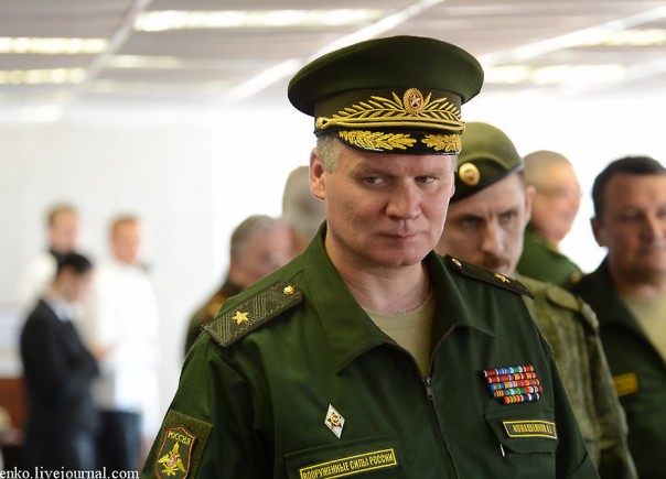 Stratfor опубликовал снимки сгоревших в Сирии четырех вертолетов Ми-24 Stratfor опубликовал снимки сгоревших в Сирии четырех вертолетов Ми-24