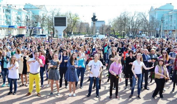 Студенты дневных отделений будут обучаться в вузах ЛНР бесплатно