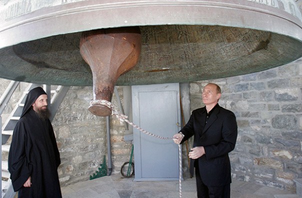 Поле битвы — Афон. Что именно заставило Владимира Путина ехать на Святую гору?