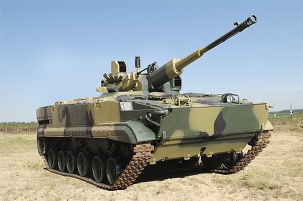 "Шьет броню, как бумагу": Российскую бронетехнику оснастят чудо-пушкой