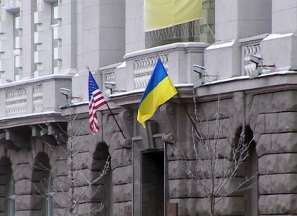 Американцы продолжают занимать целый этаж в главном офисе СБУ, — Лавров