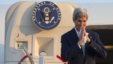 Керри доволен, что Украина стала покупать меньше газа из России