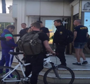 Нападение на "Правый Сектор" в Одессе - было постановкой самого "Правого Сектора"