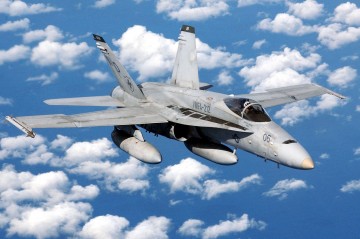 Два истребителя F-18 ВМС США разбились в Атлантике