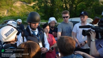 Киев определил размеры полицейской миссии ОБСЕ, ни в чем себе не отказывая