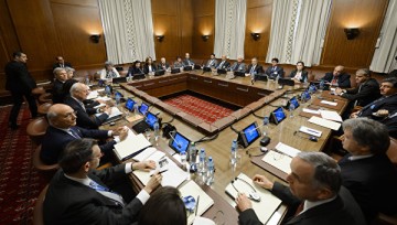 Представитель ВКП оппозиции Аллуш покидает пост из-за "провала в Женеве"