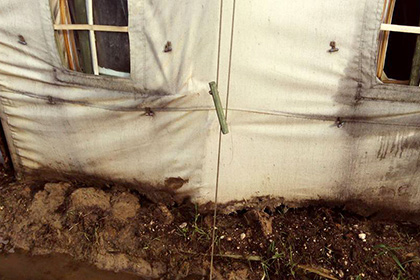 Возведенный по стандартам НАТО лагерь ВСУ смыло дождем Возведенный по стандартам НАТО лагерь ВСУ смыло дождем