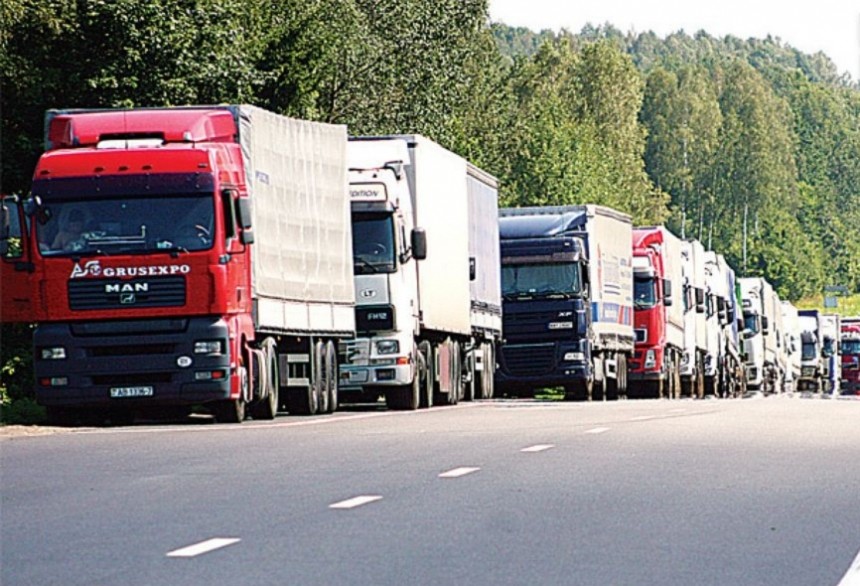 Турецкая блокада: украинские фуры застряли на границе Турецкая блокада: украинские фуры застряли на границе