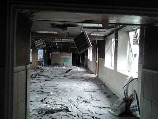 День 283: киевские каратели уничтожают промышленные предприятия Донбасса, а в Зайцево дети рождаются под аккомпанемент разрыва снарядов