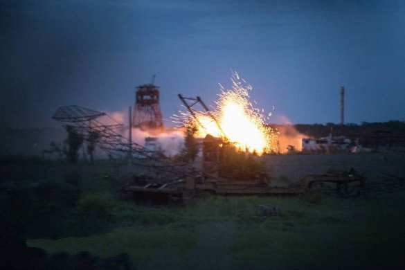 Черная ночь для карателей: за обстрел Донбасса уничтожено и ранено более 50 боевиков «Правого сектора» и ВСУ Черная ночь для карателей: за обстрел Донбасса уничтожено и ранено более 50 боевиков «Правого сектора» и ВСУ