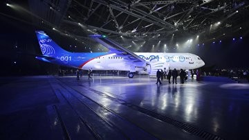 На покупку нового российского самолета МС-21 подано около 200 заявок