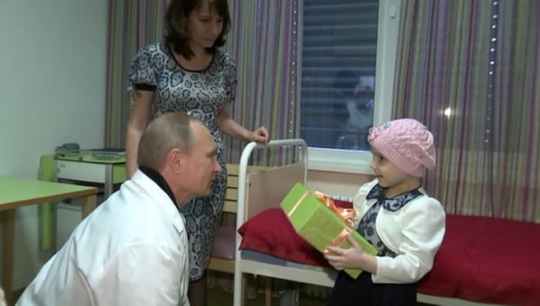 Путин навестил пациентов Центра им. Димы Рогачева