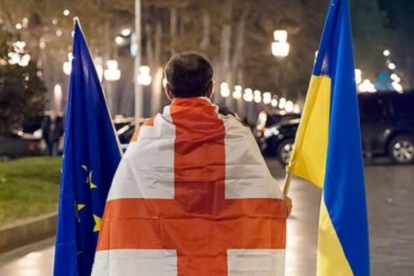 Украину летом снова кинут с бесплатными шенгенами Украину летом снова кинут с бесплатными шенгенами