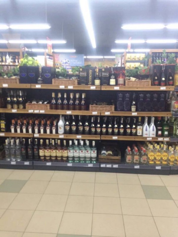 Вертели на "Спаре": зрада из Луганска Вертели на "Спаре": зрада из Луганска